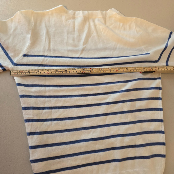 Unbranded Sweater Women's Small White with Blue Stripes Crew Neck NWOT - Picture 13 of 16